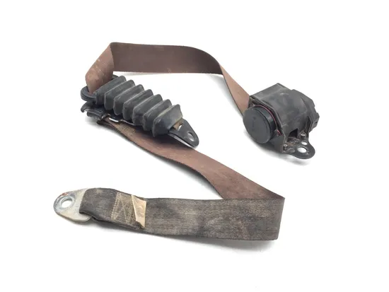 Seat Belt A 2017 Can-Am Commander 800R 4x4 XT DPS 3398 x 1