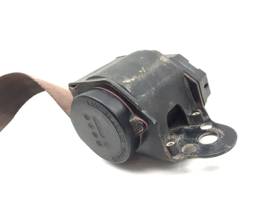 Seat Belt B 2017 Can-Am Commander 800R 4x4 XT DPS 3398 x 2