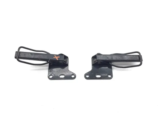 Tailgate Latches 2002 Kawasaki Mule 2510 KAF950A 4x4 Diesel 3380 x 1