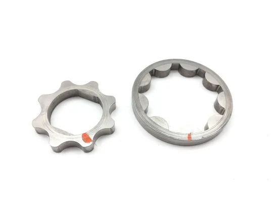 Screamin Eagle Cam Support Plate Oil Pump 2004 Harley Electra Ultra 3388 x 4