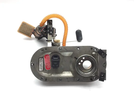 Gas Fuel Tank Pump 2004 Harley Electra Glide Ultra Classic EFI FLHTCUI 3388 4