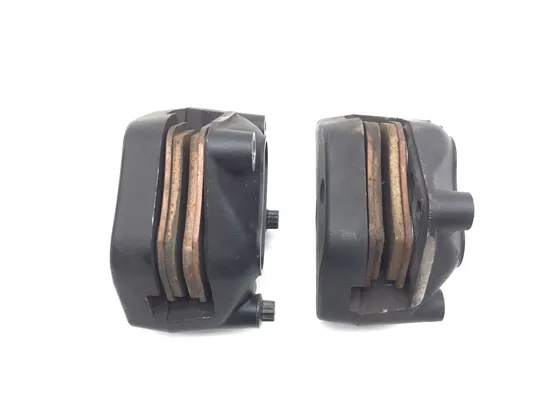 Left Right Front Brake Calipers Pads Set 2004 Harley Electra Ultra Classic 3388 5