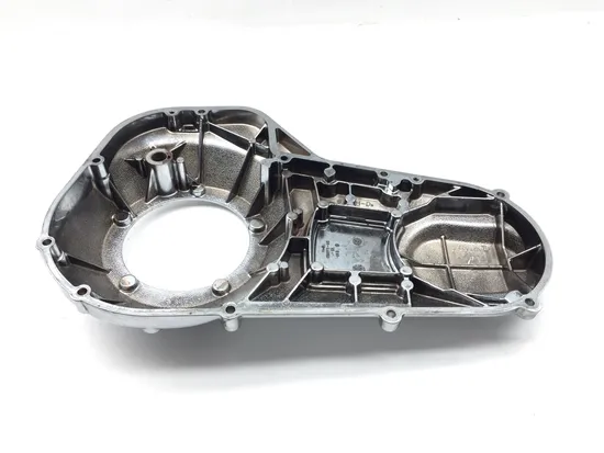 Outer Primary Clutch Cover 2004 Harley Electra Glide Ultra Classic EFI 3388 x 7