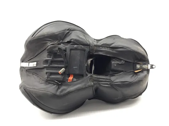 Seat w Switches 2004 Harley Electra Glide Ultra Classic EFI FLHTCUI 3388 x 4