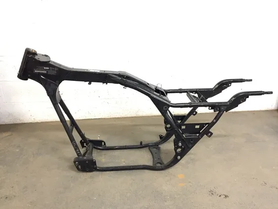 Main Frame Chassis 2004 Harley Electra Glide Ultra Classic EFI FLHTCUI 3388 x 5