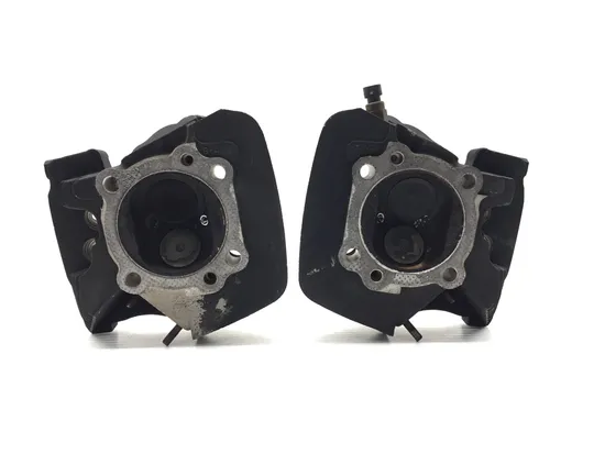 Front Rear Cylinder Head Set 2006 Harley Electra Glide Ultra Classic EFI 3387 x 1