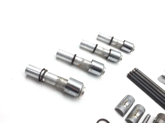 Push Rods Tubes and Lifters 2006 Harley Electra Glide Ultra Classic EFI 3387 x 5