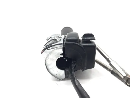 Right Control Switch 2006 Harley Electra Glide Ultra Classic EFI FLHTCUI 3387 x 6