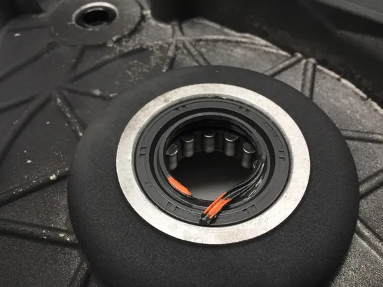 Inner Primary Clutch Cover 2006 Harley Electra Glide Ultra Classic EFI 3387 x 2