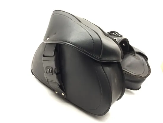 Saddlebags 2023 Indian Scout Rogue ABS 3390 x 4