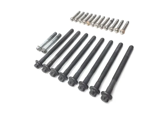 Engine Center Cases Case Bolts 2022 Can-Am Maverick X3 RR 4x4 XDS Turbo DPS 3399 3