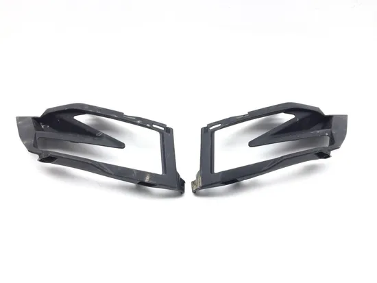 Tail Light Covers 2022 Can-Am Maverick X3 RR 4x4 XDS Turbo DPS 64in 3399