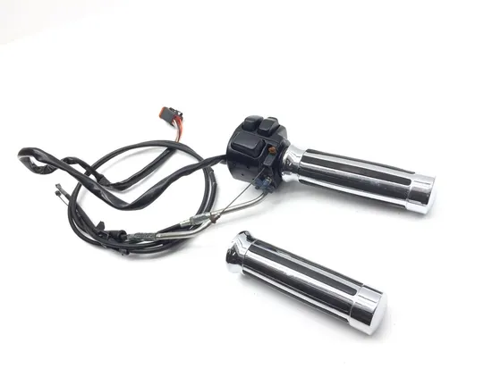 Right Control Switch 2004 Harley-Davidson Sportster 883 XL883 3407 x 1