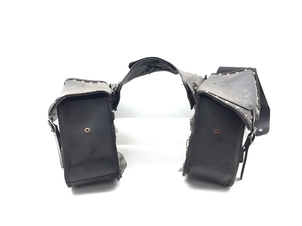 Saddlebags 2004 Harley-Davidson Sportster 883 XL883 3407 x