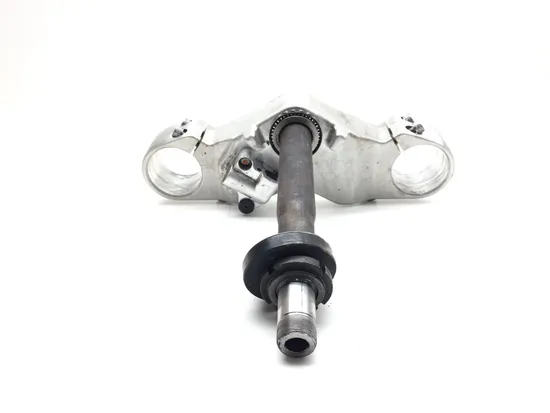 Lower Triple Tree Bottom Fork Clamp Shaft 2007 Suzuki Boulevard M109R 3404 5