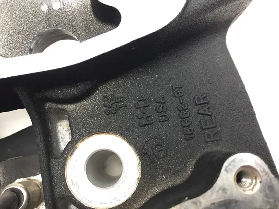 Engine Cylinder Head Complete Rear 2016 Harley-Davidson Iron 883 XL883N 3406 x 3
