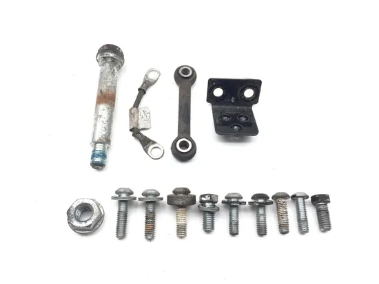 Engine Motor Mounts 2016 Harley-Davidson Iron 883 XL883N 3406 2