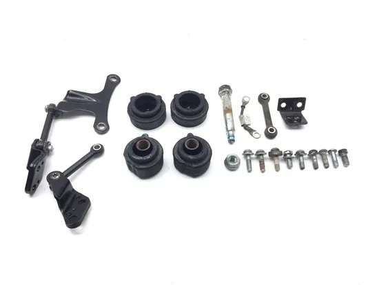Engine Motor Mounts 2016 Harley-Davidson Iron 883 XL883N 3406 1