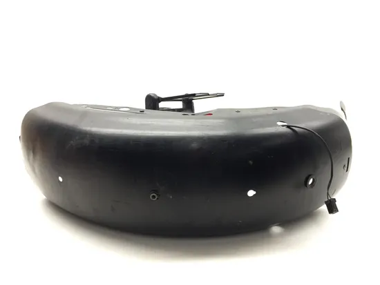 Rear Fender Fairing Tire Hugger 2016 Harley-Davidson Iron 883 XL883N 3406 x 5