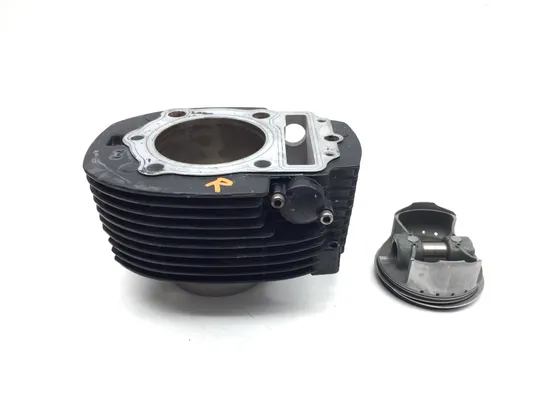 Engine Cylinder Jug W Piston Rear 2001 Yamaha V Star 1100 XVS1100A Classic 3412