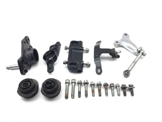 Engine Motor Mounts 2012 Harley-Davidson Electra Glide Ultra Classic FLHTCU 3414 1
