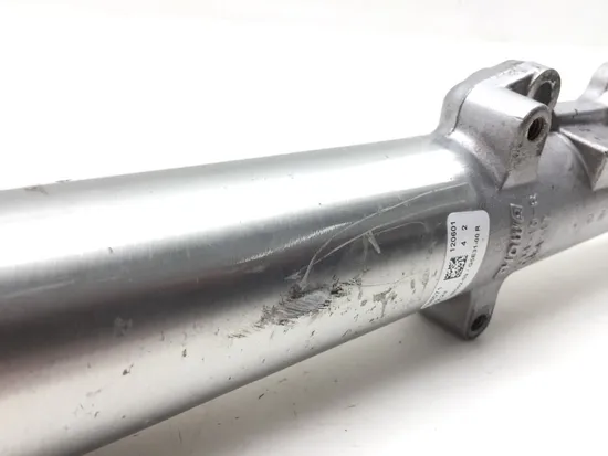 Front Forks Tubes Legs 2012 Harley Electra Glide Ultra Classic FLHTCU 3414 x 6