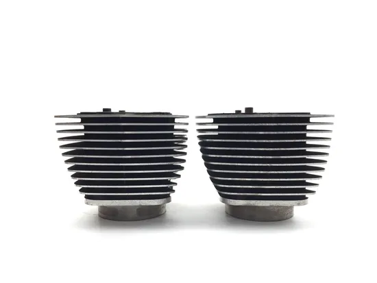 Front Rear Cylinder Jugs w Pistons 2007 Harley Electra Glide Classic FLHTC 3402 5