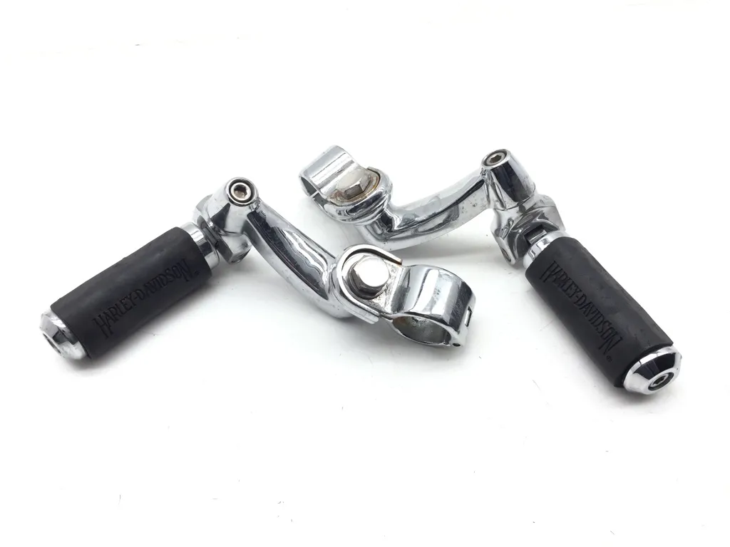 Highway Pegs Set 2007 Harley-Davidson Electra Glide Classic FLHTC 3402 x