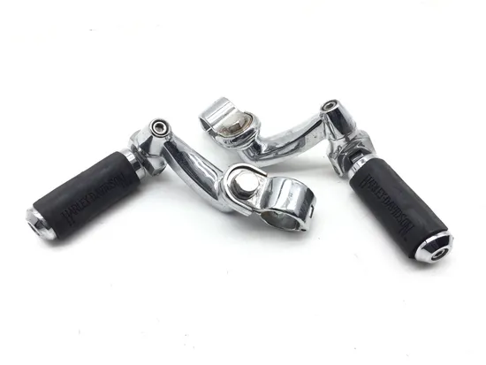 Highway Pegs Set 2007 Harley-Davidson Electra Glide Classic FLHTC 3402 x