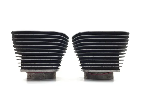 Harley 2007-2011 Electra Glide Ultra Front Rear Cylinder Jugs w Pistons 3418x 4