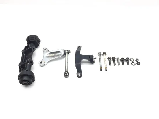 Harley-Davidson 2010 Electra Glide Ultra Classic FLHTCU Engine Motor Mounts 3418 1