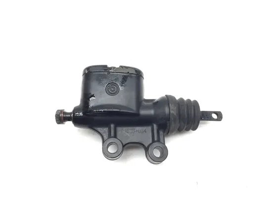 Harley-Davidson 2010 Electra Glide Ultra Rear Brake Master Cylinder 3418 x 3