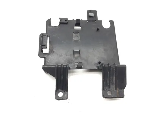 Harley-Davidson 2010 Electra Glide Ultra Classic FLHTCU Battery Tray 3418 2