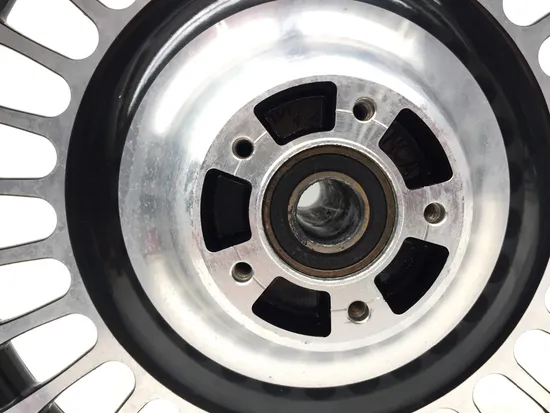 Harley-Davidson 2010 Electra Glide Ultra Classic Front Wheel Rim Mag 3418 x 8