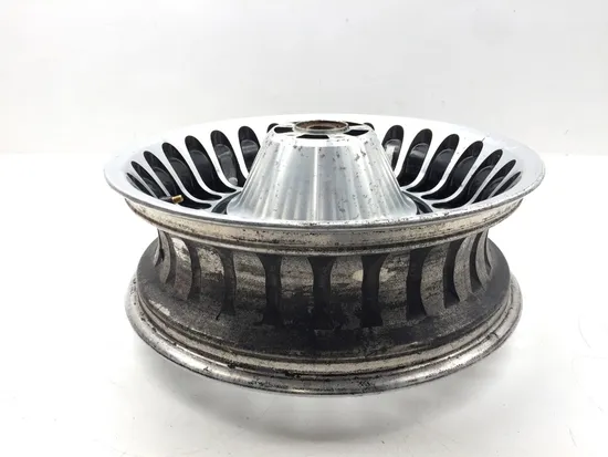 Harley-Davidson 2010 Electra Glide Ultra Classic FLHTCU Rear Wheel Rim Mag 3418 5