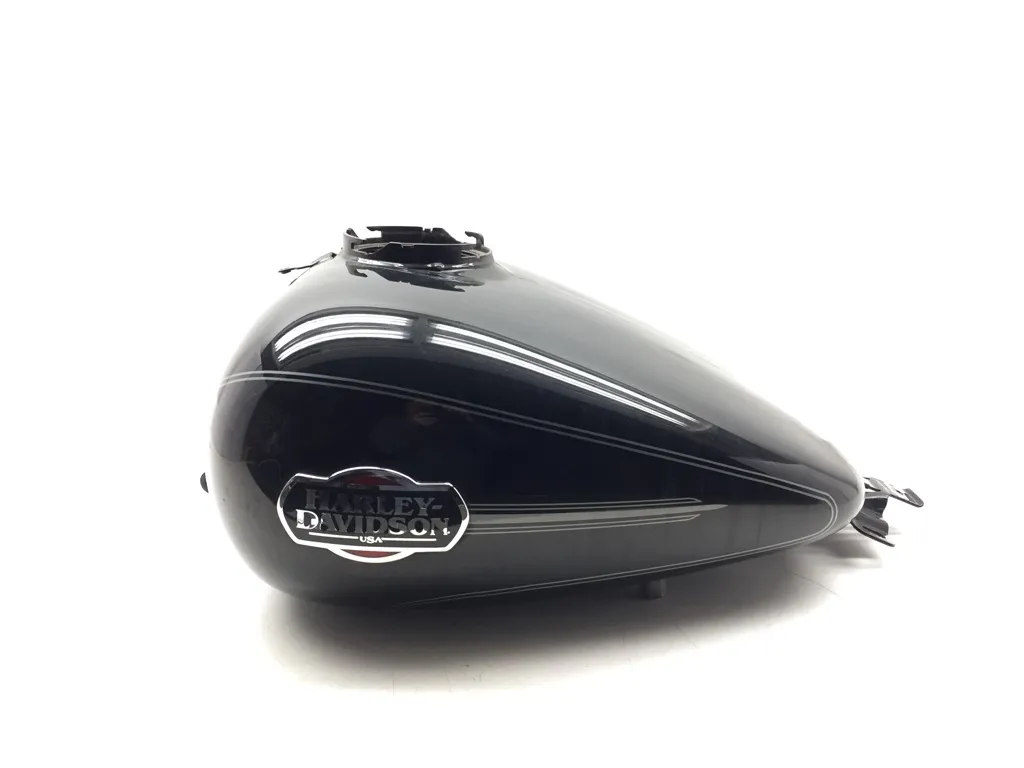 Harley-Davidson 2010 Electra Glide Ultra Classic Gas Tank Fuel Petrol 3418 x