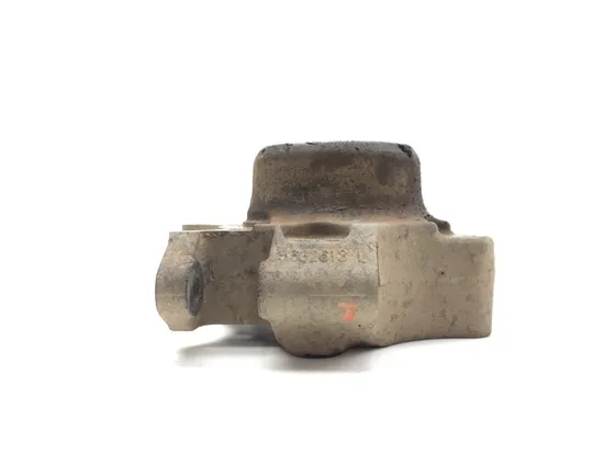 Polaris 2015 RZR XP 1000 EPS Left Driver Rear Wheel Spindle Knuckle 3403 2