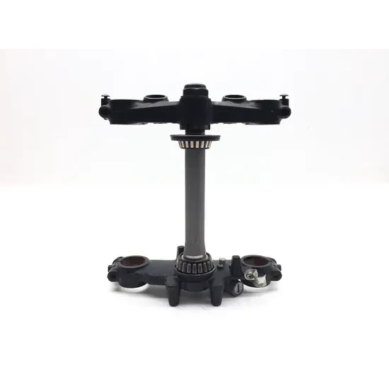 Suzuki 1996 DR200SE Upper Lower Triple Tree Set 3430 2