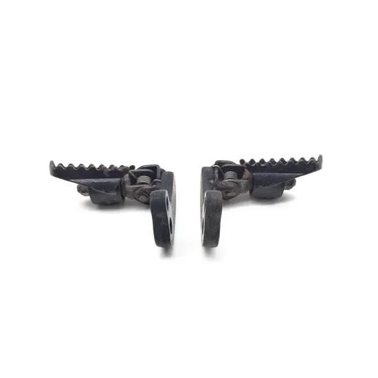 Suzuki 1996 DR200SE Footpegs Foot Pegs Right Left 3430 3