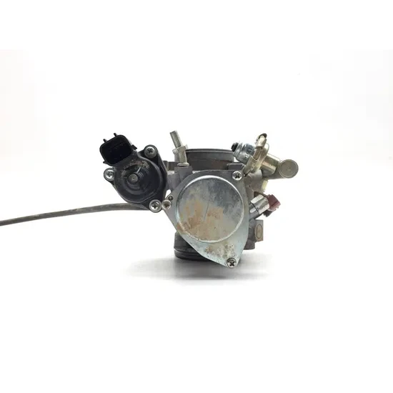 Yamaha 2017 Wolverine R-Spec  Engine Intake Throttle Body w Injector 3422 x 4