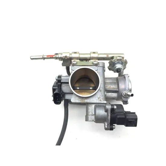Yamaha 2017 Wolverine R-Spec  Engine Intake Throttle Body w Injector 3422 x 7