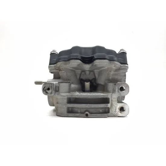 Can-Am 2017 Commander 1000 4x4 Engine Cylinder Head Complete W Valves Front 3426 10