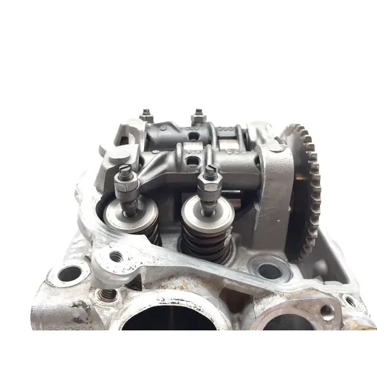 Can-Am 2017 Commander 1000 4x4 Engine Cylinder Head Complete W Valves Front 3426 5