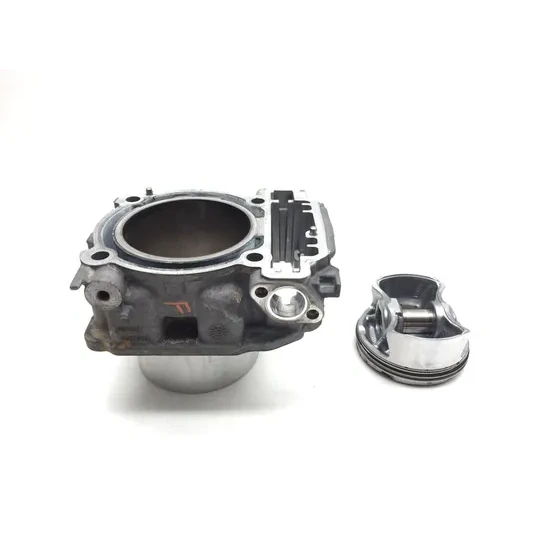 Can-Am 2017 Commander 1000 4x4 XT DPS Engine Cylinder Jug W Piston Front 3426