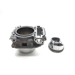 Can-Am 2017 Commander 1000 4x4 XT DPS Engine Cylinder Jug W Piston Front 3426