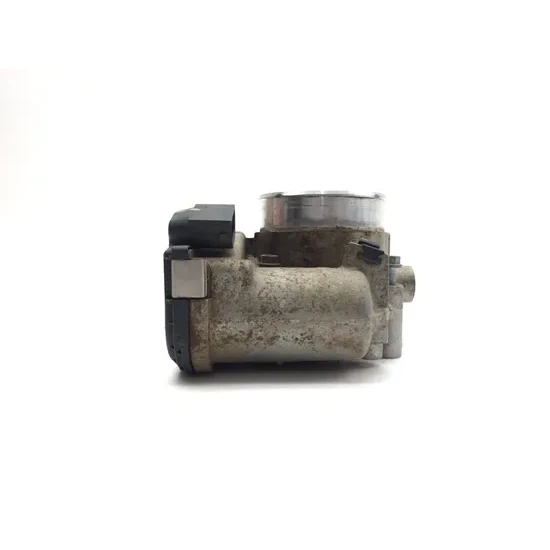 Can-Am 2017 Commander 1000 4x4 XT DPS Engine Intake Throttle Body 3426 4