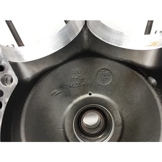 Harley 2001 Electra Glide Classic EFI Engine Left Right Center Cases 3433 x 8