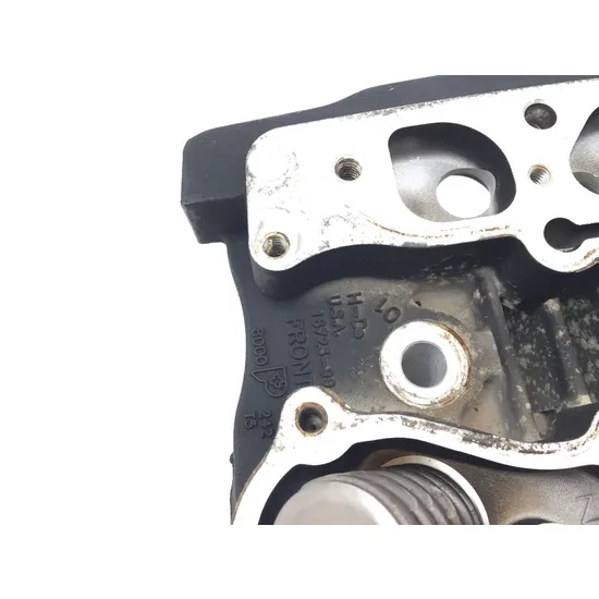 Harley 2001 Heritage Softail EFI Engine Cylinder Head Complete Front 3435 x 4