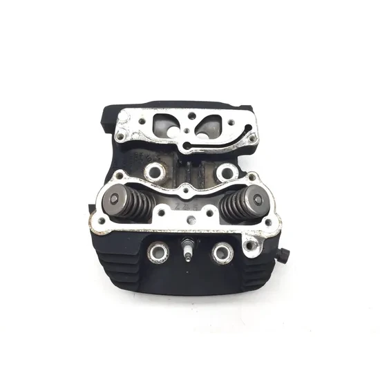 Harley 2001 Heritage Softail EFI Engine Cylinder Head Complete Front 3435 x 2