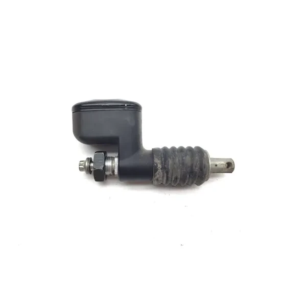 Harley-Davidson 2001 Heritage Softail EFI Rear Brake Master Cylinder 3435 6